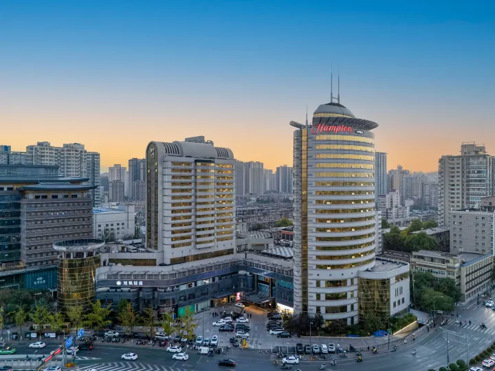 Xufeng Light Residence Hotel