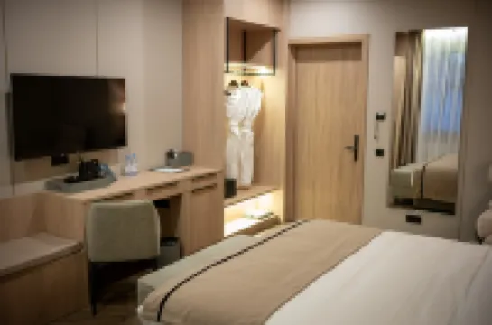 Ala Boutique Hotel โรงแรมใกล้St. Nicholas Cathedral