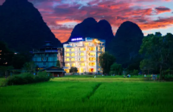 Poetry Meadow Hotel