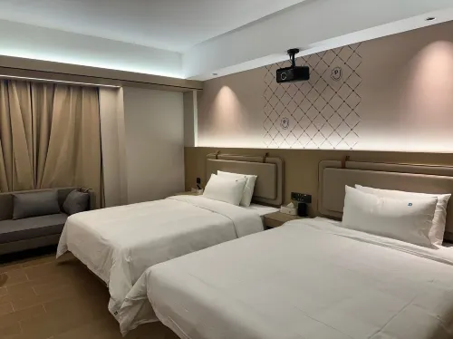 Zhiji Hotel (Le'an Sijiu Plaza)