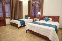 Kim's Family Hotel Hotels near Bai Chay