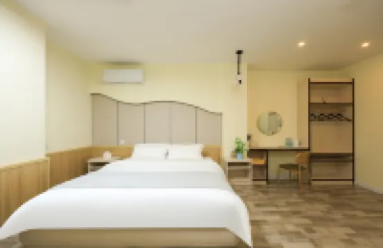 Yunji·Smart Cinema Holiday Homestay