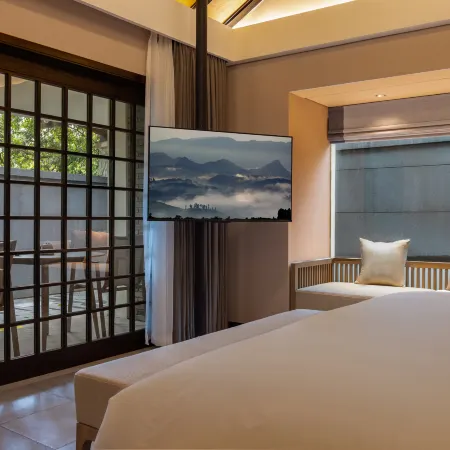 Yushe Heting Wenquan Resort Hotel