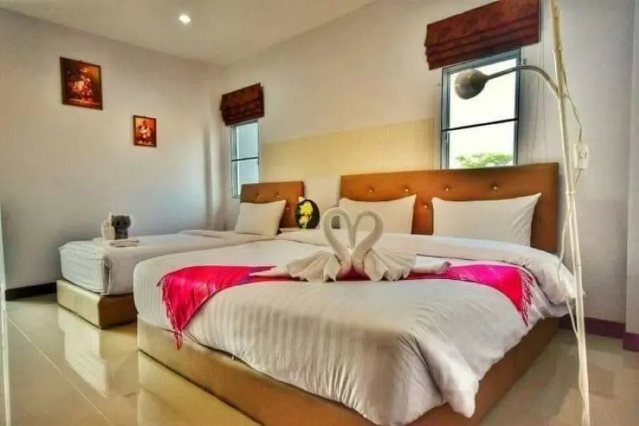 Baan Thanthip Hotel Zimmer Photos