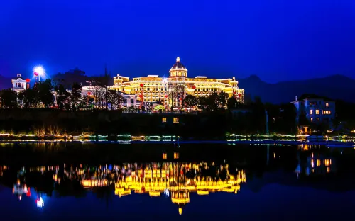 Xianhua Sandalwood International Hotel