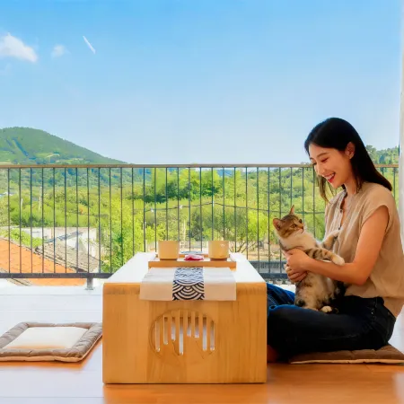 Orange & Citrus Glow · Pet-Friendly · Fruit-Picking Guesthouse (Taihu Xishan Branch)