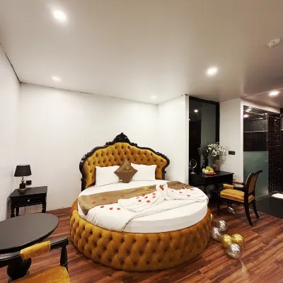 جولدن هوتل Hotels near هاي با ترونغ