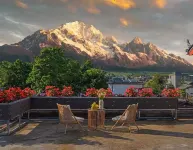 Mist Island Mountain Lodge Viewing Guesthouse - Dağ Manzaralı