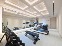 Renjoy Hotel (Beijing Shoudu Eryansuo Sanlitun) Hotels near Ritan Park
