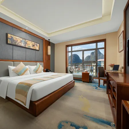 Boyue Hotel (Rongshui Diwang Commercial Pedestrian Street)