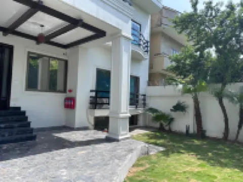 Hyatt Residency 酒店