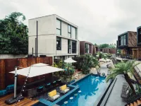 Deer Chaser Hotel - Luxury
