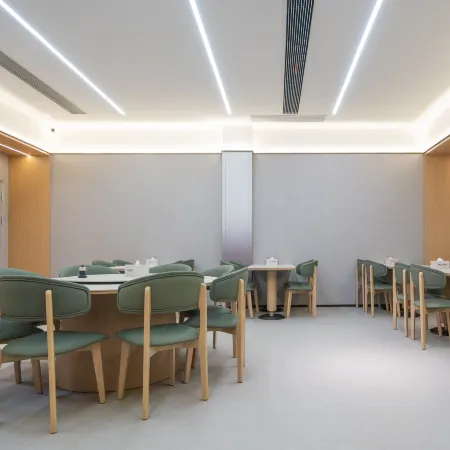 Magpie · Happiness Hotel (Zhangqian Avenue)