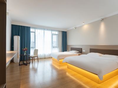 Yunke Riverside Mercure (Liuzhou Sanjiang Drum Tower Fengyu Bridge)