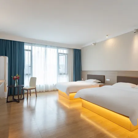 Yunke Riverside Mercure (Liuzhou Sanjiang Drum Tower Fengyu Bridge)