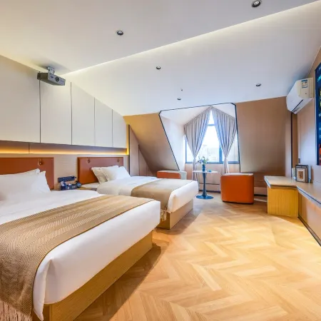 Four Seasons Cloud Hotel Hotele w: Powiat Pingtan