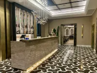 Aria Palace