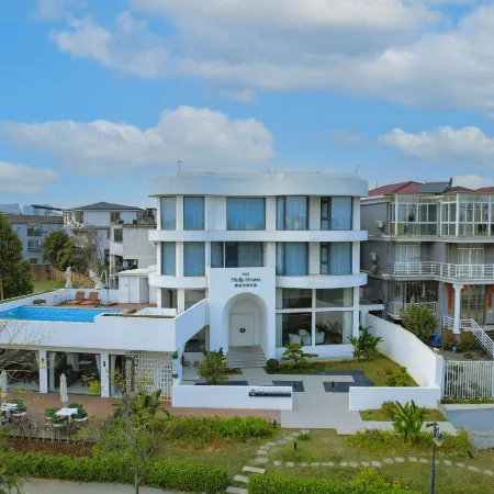 Floral Hotel·Molly House