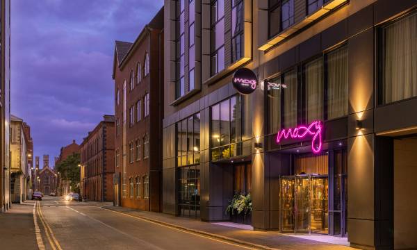 Moxy Belfast City