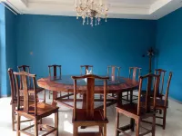 Jin Jin Holiday Hotel