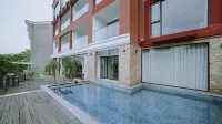 Hiking B&B - Rooftop Pools