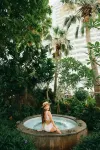 InterContinental Hotels HAIKOU SEAVIEW by IHG - Hot Tub