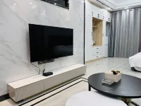 Yunqili Movie Homestay (Xianghu Zhongyue Plaza Juren City) - Lãng mạn