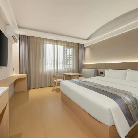 Blue Hotel (Baise Aegean Shopping Plaza Youjiang National Medical College)