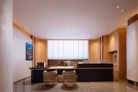 Qingting Business Hotel (Xinfeng High-speed Railway West Station Yingbin Avenue Branch) - 2-Star