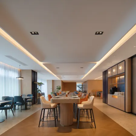 Holiday Inn Express Yiwu International Trade City By IHG