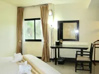 The Nouveau Chumphon Beach Resort and Golf Hotele w: Chumphon