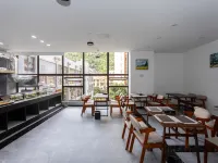 興義牧歸智能飯店(桔山廣場夢樂城店) 興義住宿飯店