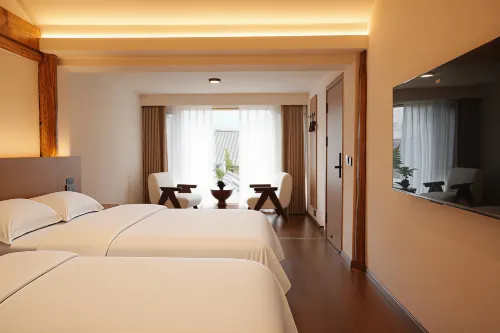 Guihe Homestay (Dali Heqing)