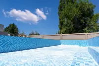 Dalezhiyie · Wild Bliss Chiyenji Homestay (Nalati Town) - Rooftop Pools