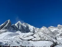 朵蘭達LAB飯店（麗江高鐵站店） - 山景