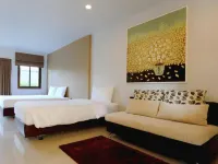 Palette The One Residence Hotel Hotels near BTS-Bangna