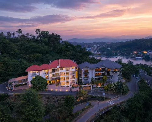 Cassendra Hotel Kandy Hoteles cerca de Torre del reloj de Kandy