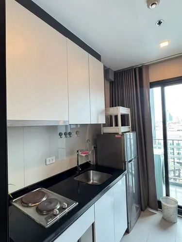 รูปภาพของThe BASE by Navnil Homes | Pool, Gym, Wi-Fi & Beach