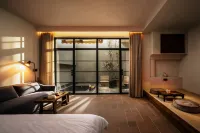 Ye Jian Hot Springs Resort Courtyard (Xinzhou Ancient City) - balcone