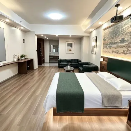 Juncheng Homestay (Bengbu Wanda Plaza Yintai City)