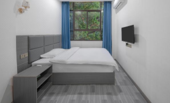 Lanjiang Botique Hotel (Jinma Holiday Plaza Branch,Binjiang Road)