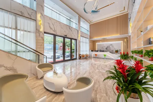 Feng Jiang You Xian Hotel - Romantic