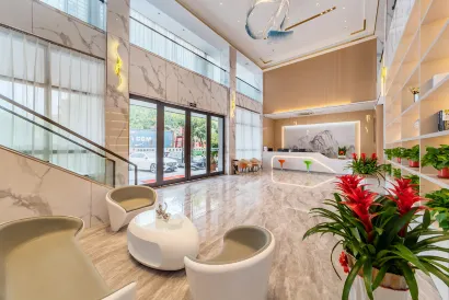 Feng Jiang You Xian Hotel