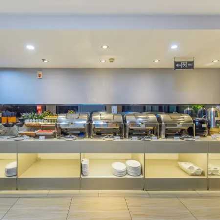 Chunju Hotels (LUZHOU MICX City)
