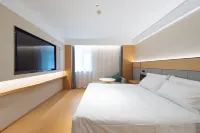 Starway Hotel (Baicheng Min Plaza)
