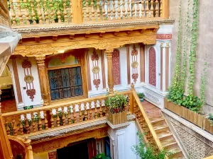 Pomegranate Flower Homestay (Kashgar Ancient City Scenic Area)