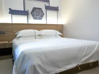 Nice Naisi Hotel (Linhai Ancient City Scenic Area) Hotele w: Linhai