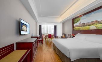 Vienna Hotel (Nanning Xianhu Branch)