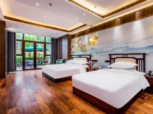 Chengde Puning Hotel (Mountain Resort)