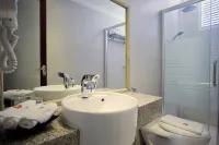 Kaani Beach Hotel